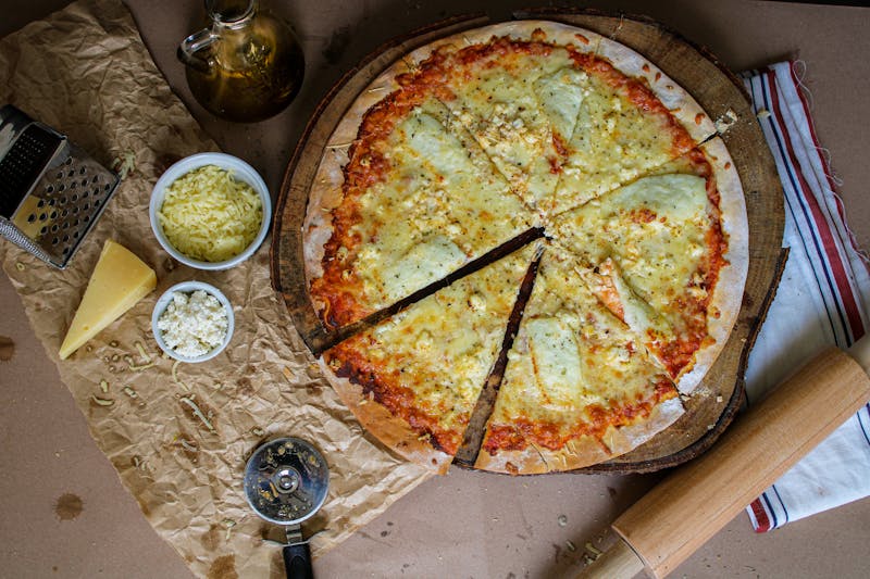 Four cheese white pizza thin crust